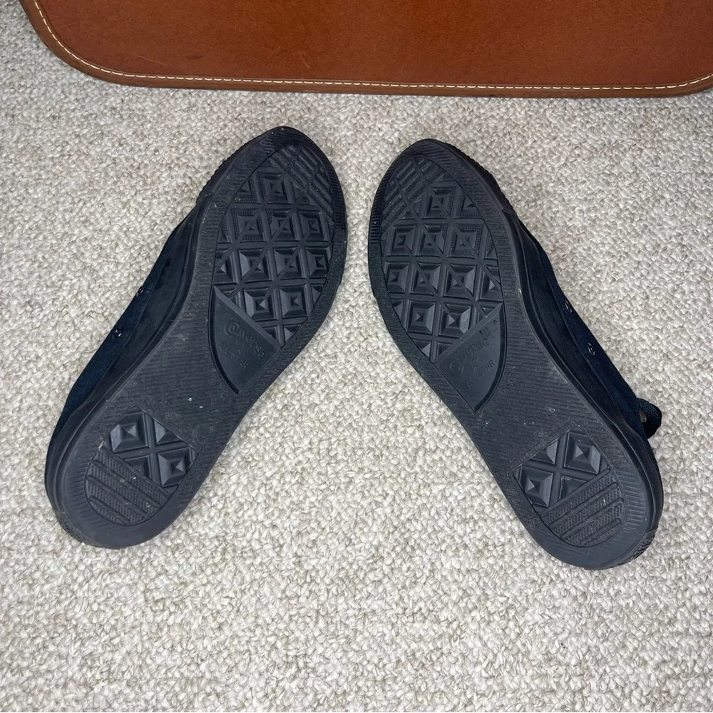 Converse shoes - Picture 10 of 10